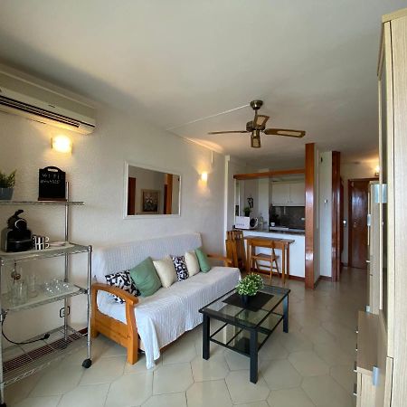 Apartamento Con Piscina En 1ª Linea De Playa En Salou Exterior photo